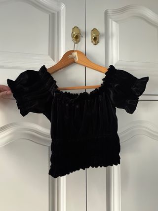 Top fiesta terciopelo negro