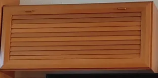 Mueble bar de madera