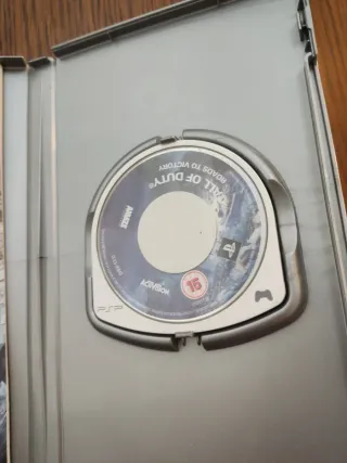 Call of Duty: Roads to Victory PSP + Commander