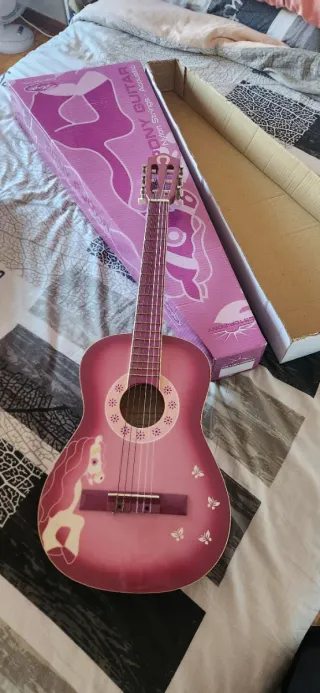 Guitarra infantil Pony 86cm
