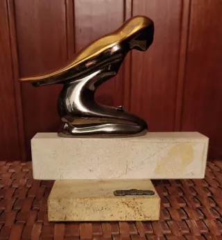 Figura Galos oro y platinado ley