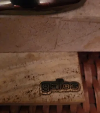 Figura Galos oro y platinado ley