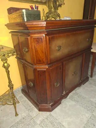 Aparador recibidor antiguo madera y metal