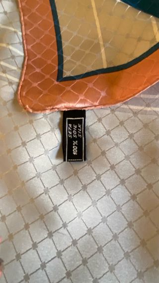 Bellissimo Foulard Valentino Seta Stratos 100%seta