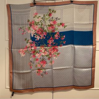 Bellissimo Foulard Valentino Seta Stratos 100%seta