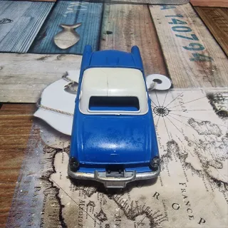 Coche de juguete azul Guisval