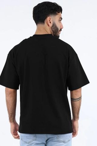 Camiseta Oversize Negra Caballero