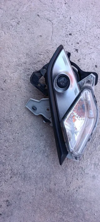 Kit Antinieblas con embellecedor ambos lados