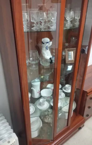 Mesa de comedor y 6 sillas madera