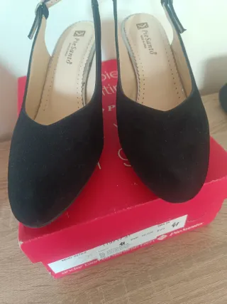 Zapatos Piel Santo Negros Talla 41.  Modelo 4272-F