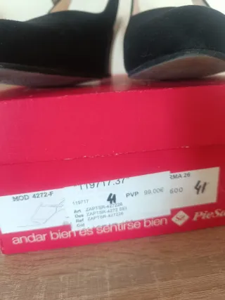 Zapatos Piel Santo Negros Talla 41.  Modelo 4272-F