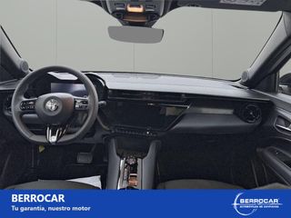 Alfa Romeo Junior Ibrida Intensa 108kW (145CV)