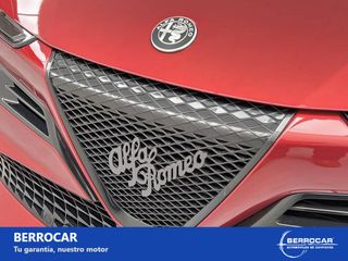 Alfa Romeo Junior Ibrida Intensa 108kW (145CV)