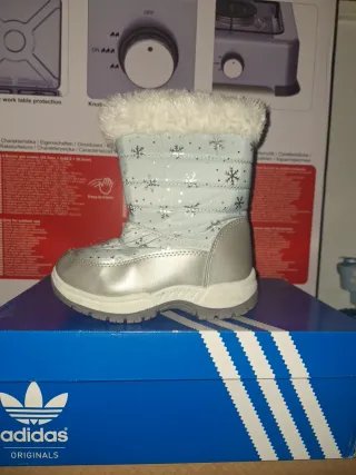 Bota de nieve infantil plateada y azul número 28