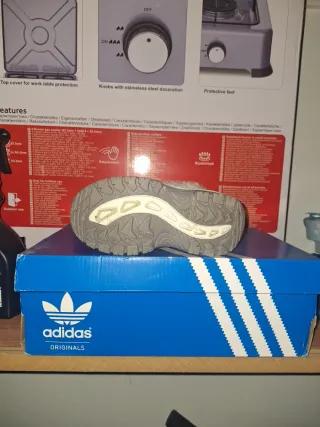 Bota de nieve infantil plateada y azul número 28