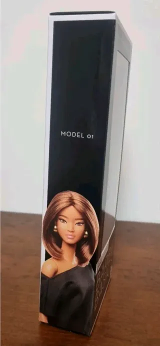 Barbie Basics Model 01