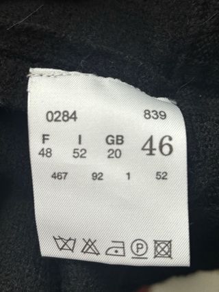 Cardigan Betty Barclay nero zip tasche. Pura lana