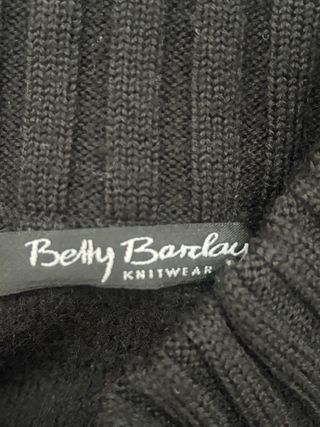 Cardigan Betty Barclay nero zip tasche. Pura lana