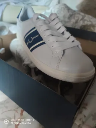 Fred Perry Hombre Blancas Talla 40,5