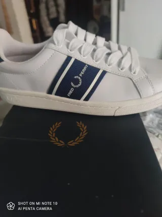 Fred Perry Hombre Blancas Talla 40,5