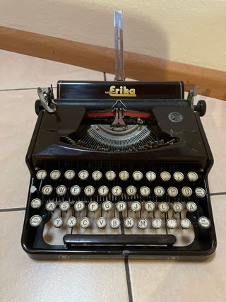 Macchina da scrivere Erika Seidel & Naumann