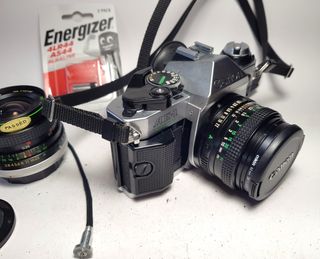 Canon AE-1 Program + Lente FD 50mm 1:1.8