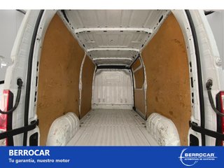 Renault Master Furgón T L2H2 3300 dCi 110
