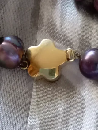 Precioso collar de oro 18k y perlas naturales iris