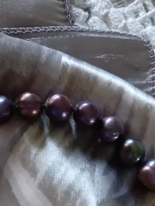 Precioso collar de oro 18k y perlas naturales iris