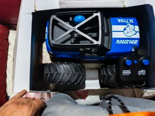 Todoterreno RC 1/8 Azul