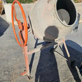 Hormigonera 170L Naranja