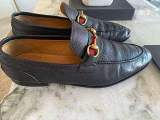 Zapatos Gucci Negro Piel Hebilla Dorada