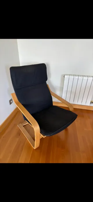 Butaca Ikea Negra y Madera