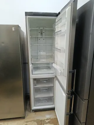 Nevera Ariston garantía transporte