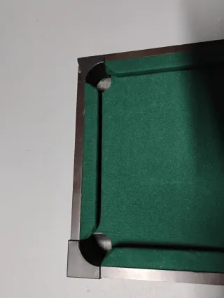 Mini mesa de billar con accesorios