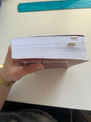 Diccionario Esencial Latino. Latino-Español/ Es...