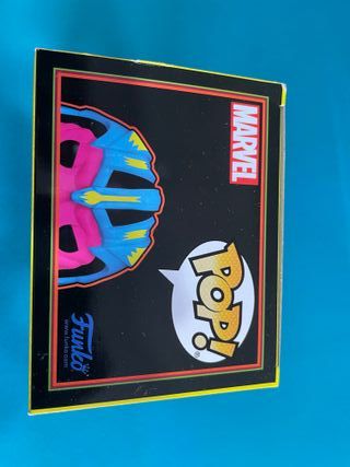 Funko Pop! & Tee Thanos Infinity Saga
