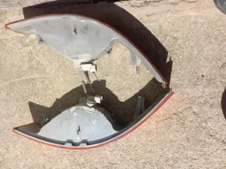 Pilotos delanteros Renault Master