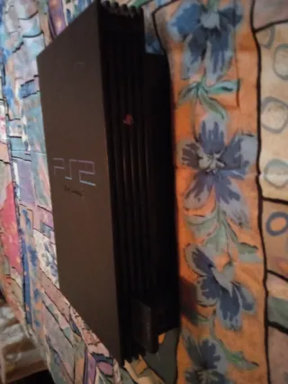 PlayStation 2 Negra + 7 Juegos