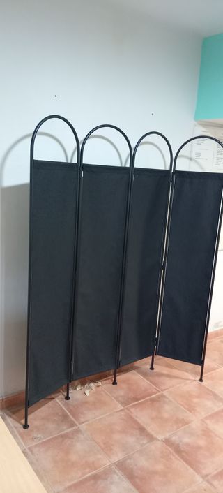 Biombo IKEA GRAFJALLET negro