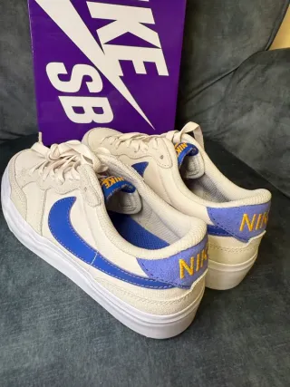 Nike Zoom Pogo Scarpa 35.5