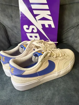 Nike Zoom Pogo Scarpa 35.5