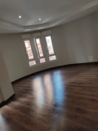 Instalación de suelos, cocinas, ventanas  y puerta