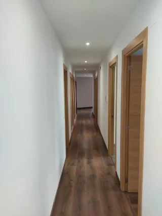 Instalación de suelos, cocinas, ventanas  y puerta