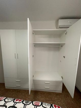 Armario blanco 4 puertas con cajones