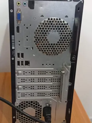 Torre HP e TV Toshiba Nero in vendita