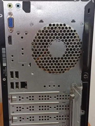 Torre HP e TV Toshiba Nero in vendita