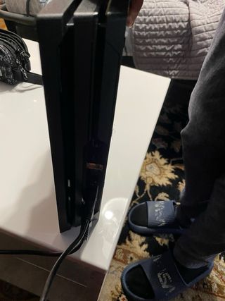 PS4 Pro 1TB Negra + 1 Mando