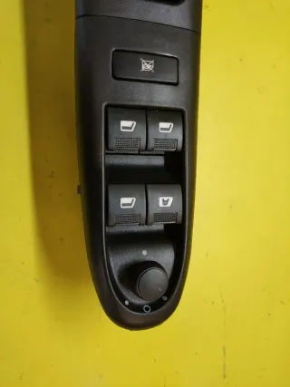 BOTONERA ELEVALUNAS ELEC PEUGEOT 406 BERLINA 8B