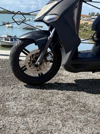 Kymco Agility City 125cc Negra